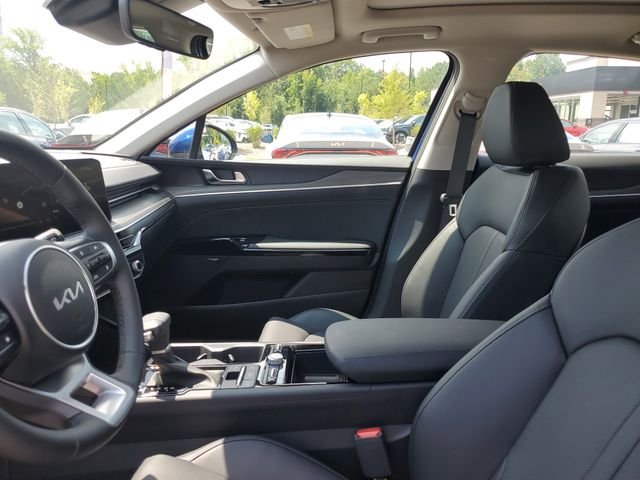2025 Kia K5 EX - Photo 15