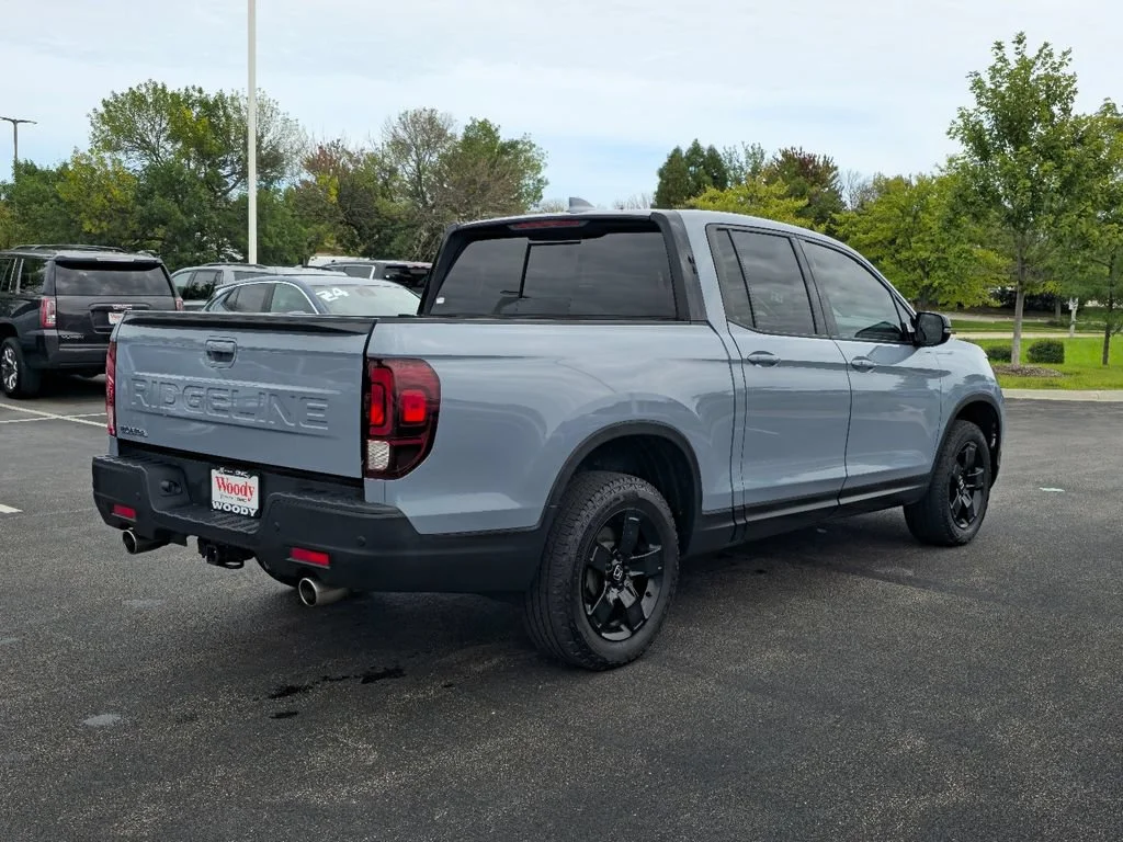 2025 Honda Ridgeline Black Edition - Photo 6