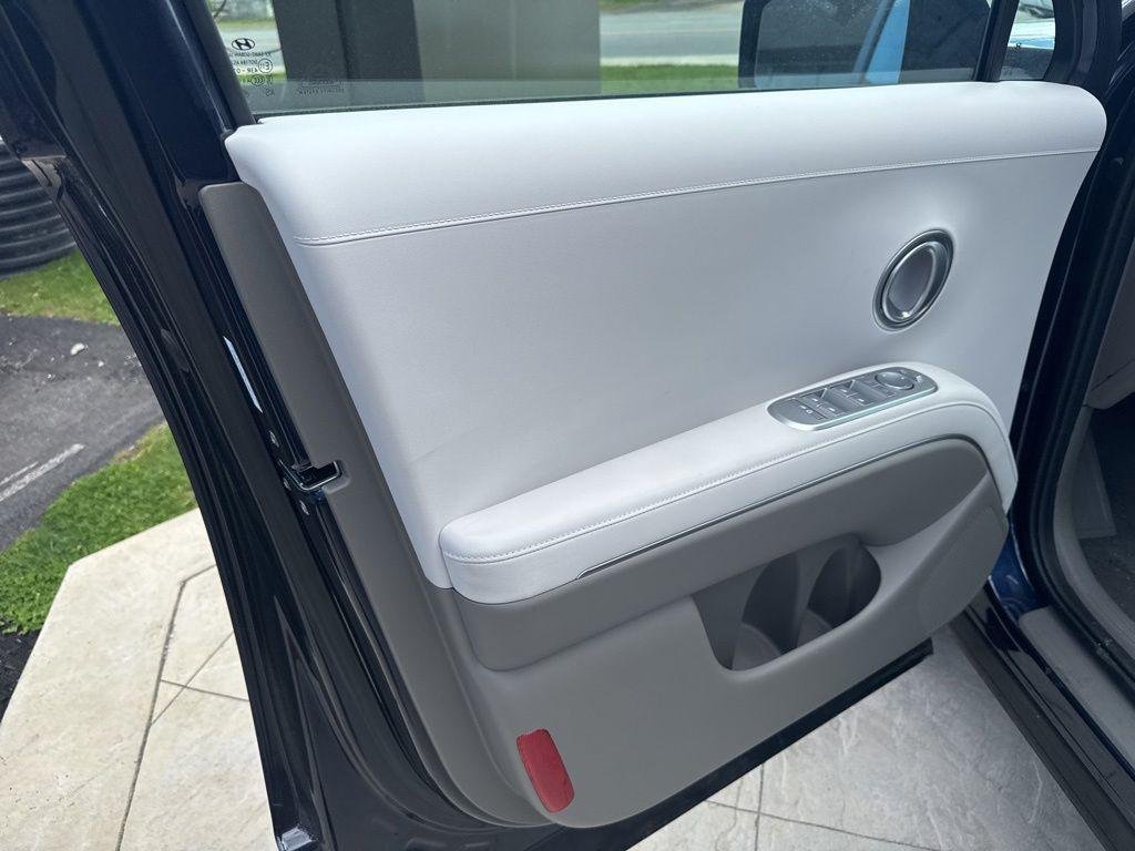 New 2026 Blue Hyundai SEL AWD image 9