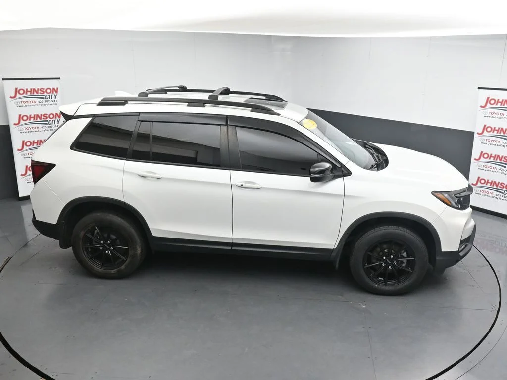 Used 2022 White Honda TrailSport image 32