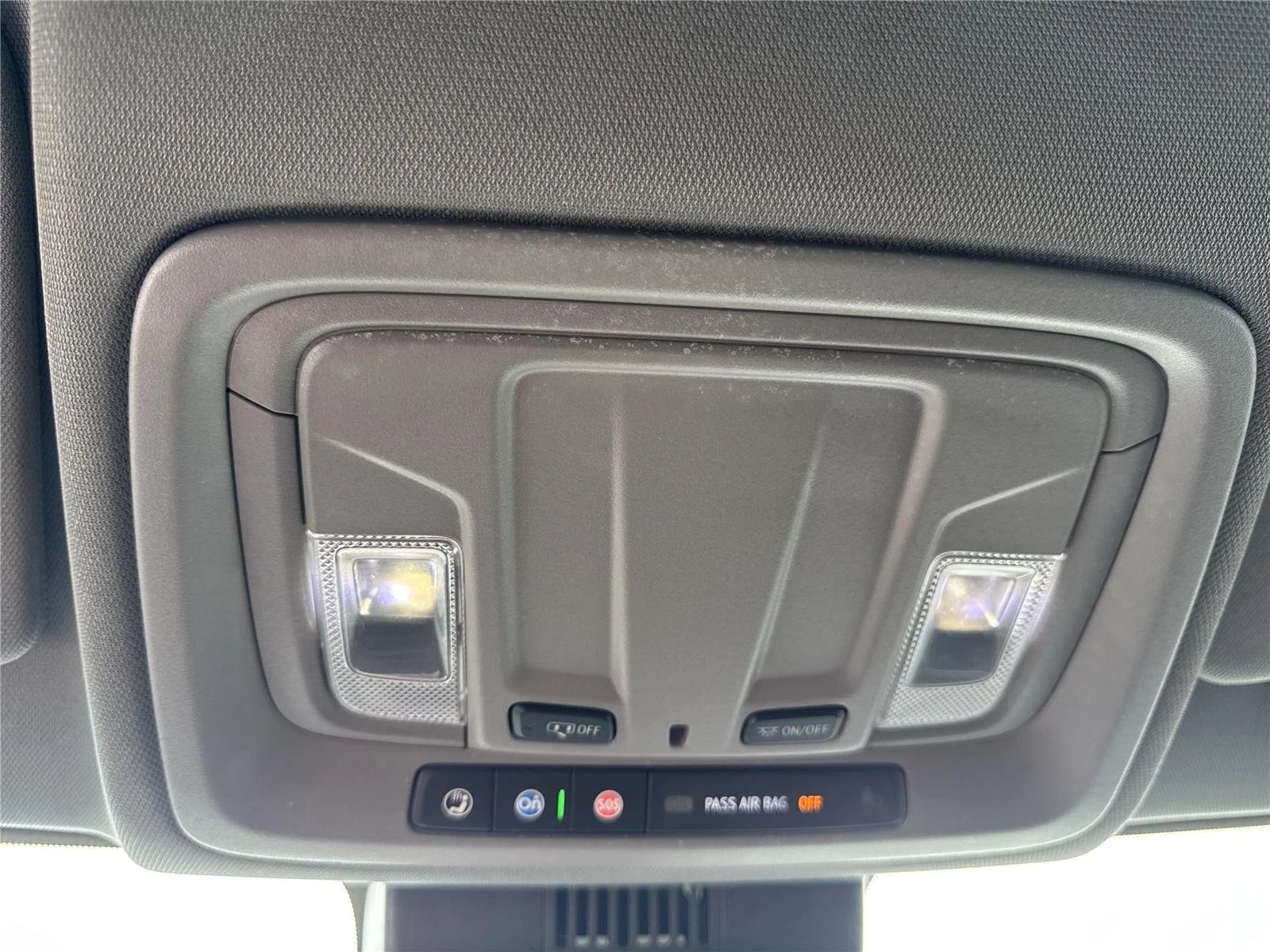 Used 2023 Summit White GMC SLE image 30