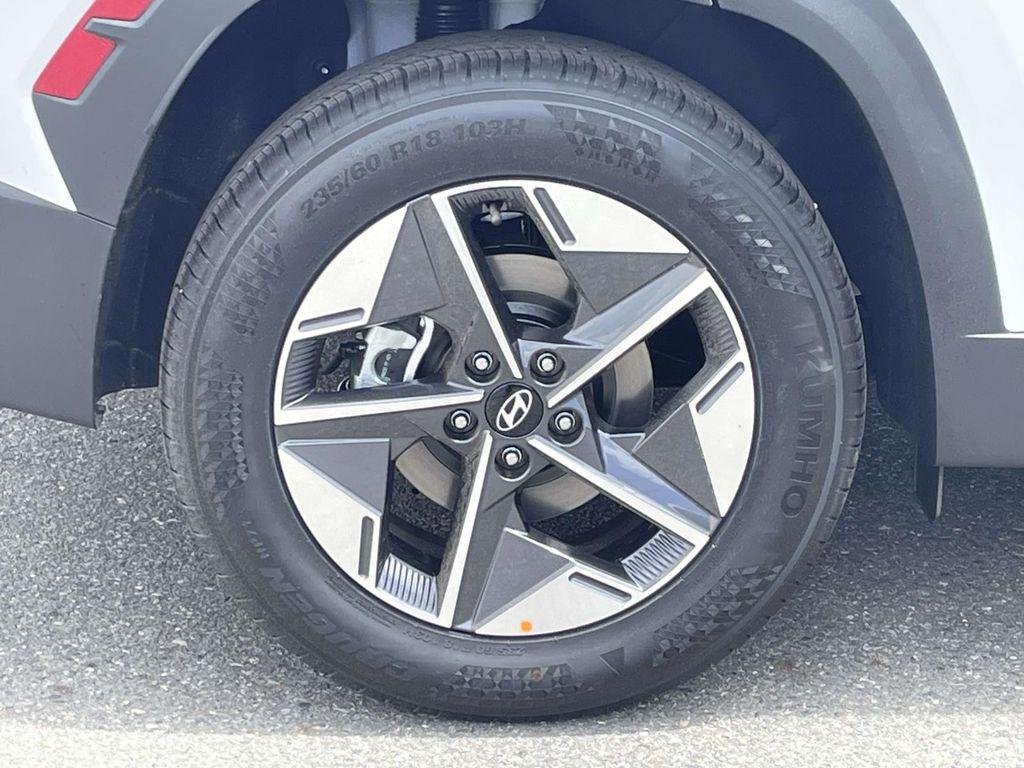 New 2026 White Hyundai SEL FWD image 7
