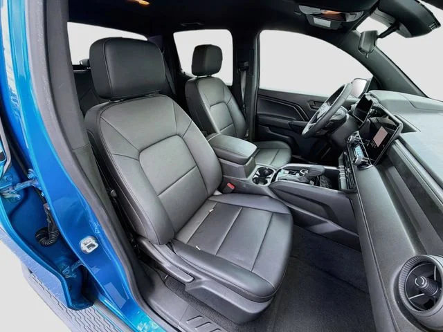 Used 2023 Blue Chevrolet Trail Boss image 28