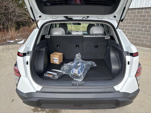 New 2026 Atlas White Hyundai SEL Sport image 43