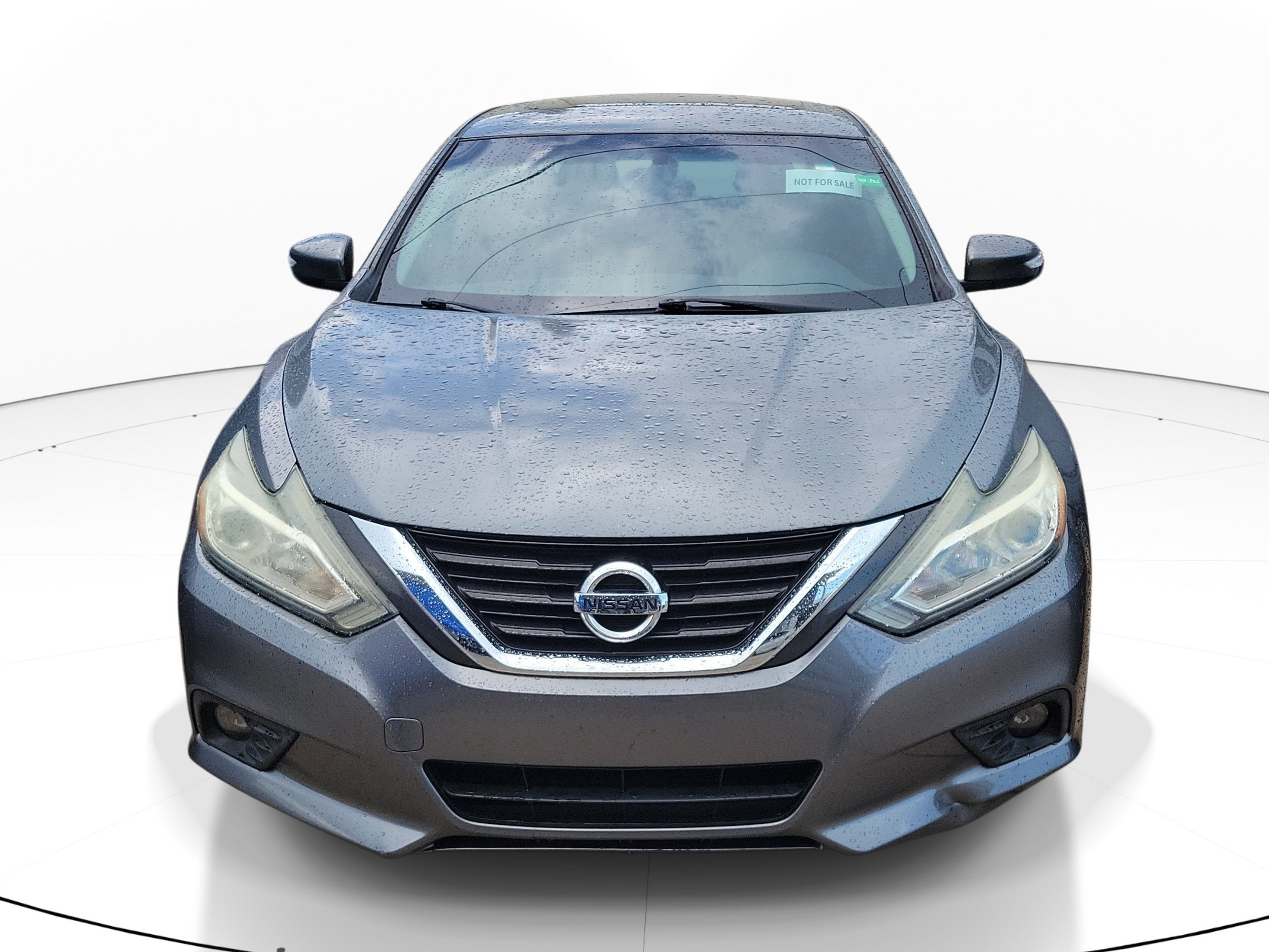 Used 2016 Gun Metallic Nissan 2.5 SL image 2