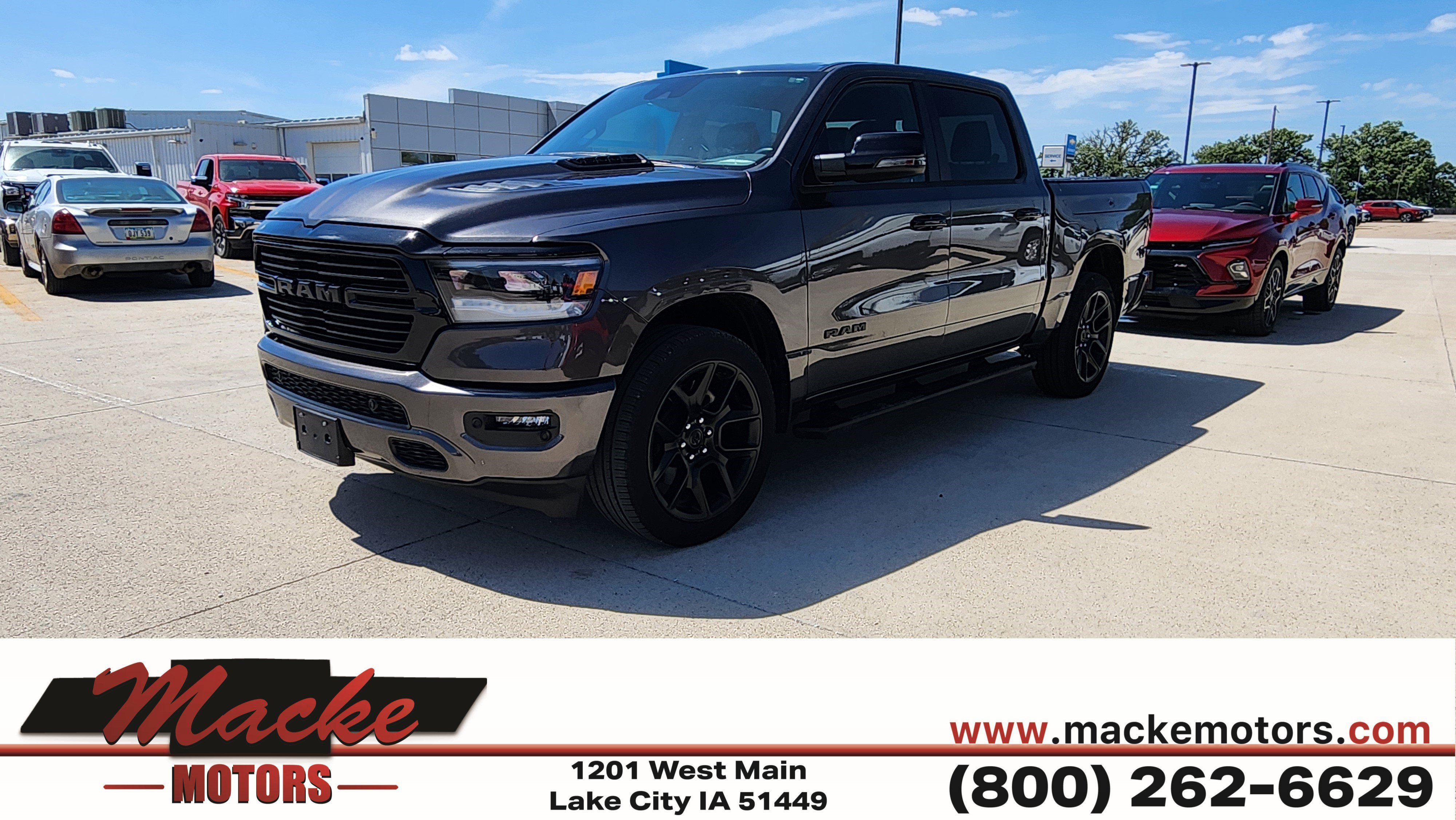 2024 RAM 1500 Laramie 4x4 Crew Cab 5'7's photo