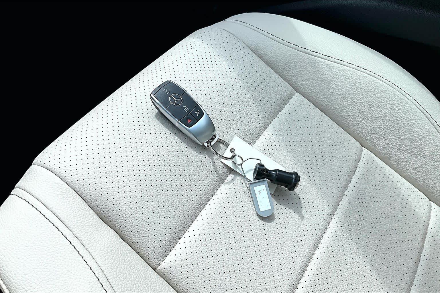 Used 2026 Cirrus Silver Metallic Mercedes-Benz GLE 450 image 15