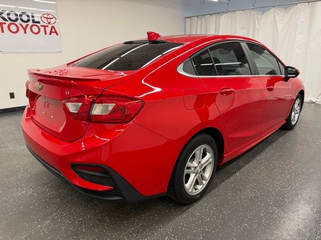Used 2018 Chevrolet Cruze LT with VIN 1G1BE5SM1J7219445 for sale in Grand Rapids, MI