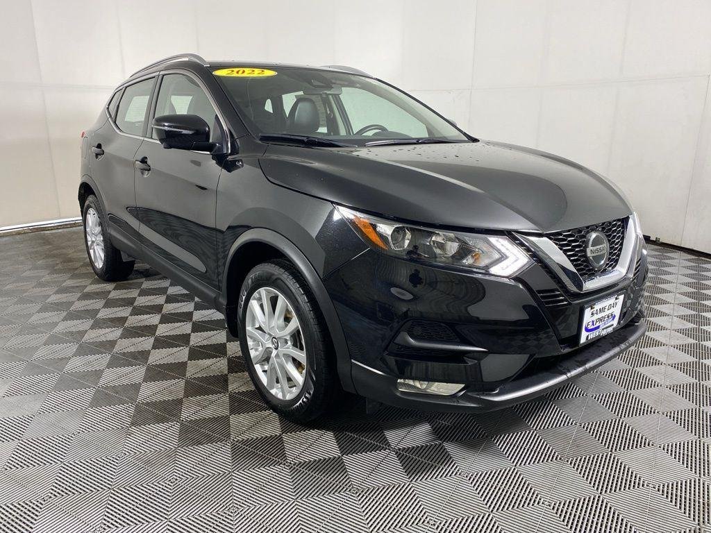 Certified Used 2022 Magnetic Black Pearl Nissan SV image 13
