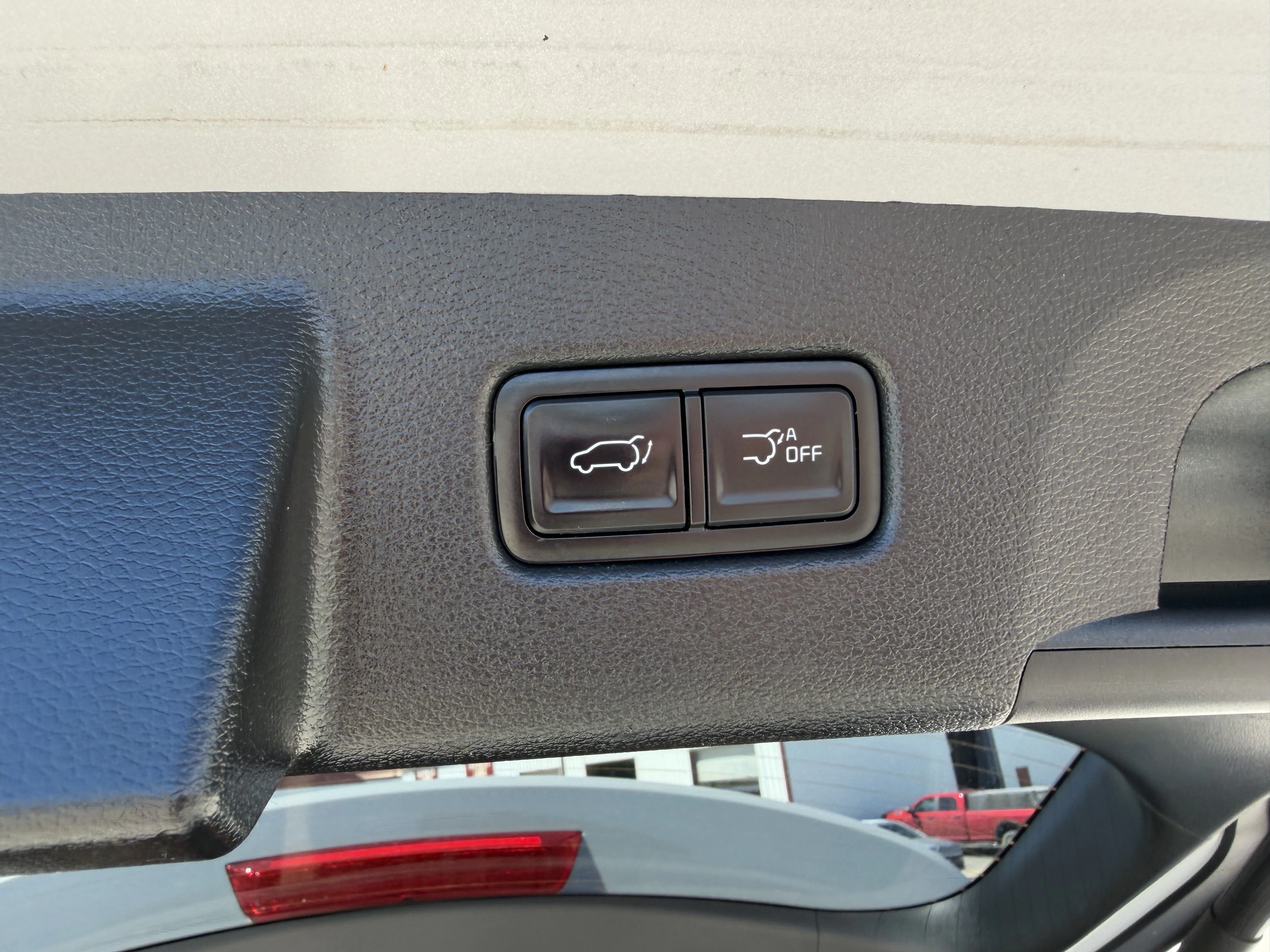 Used 2023 Wolf Gray Kia EX X-Line image 31
