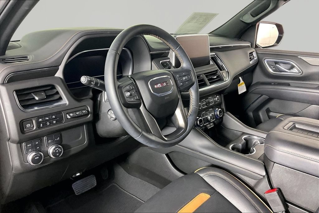 2023 GMC Yukon AT4 - Photo 16