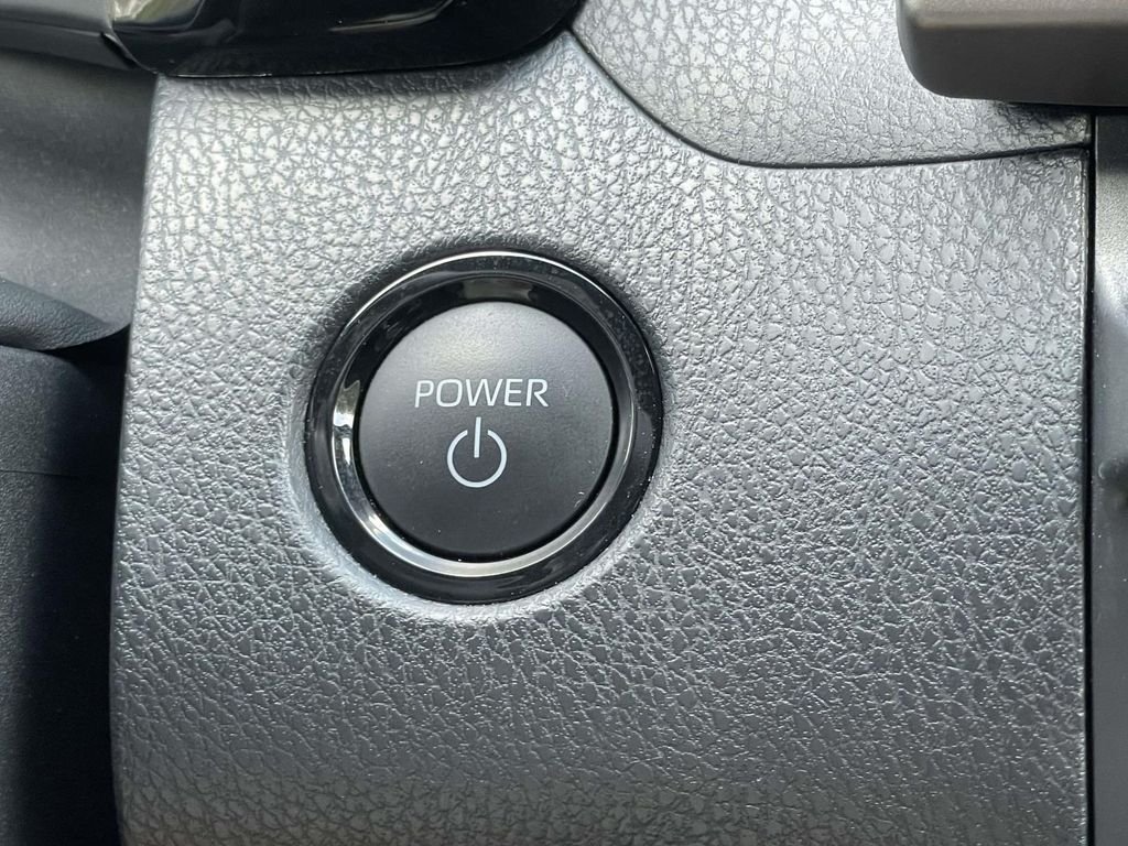 Used 2025  Toyota SE image 29
