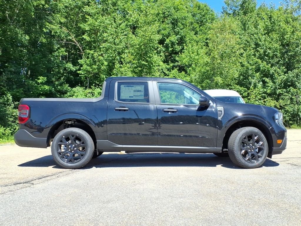New 2026 Shadow Black Ford XLT image 4