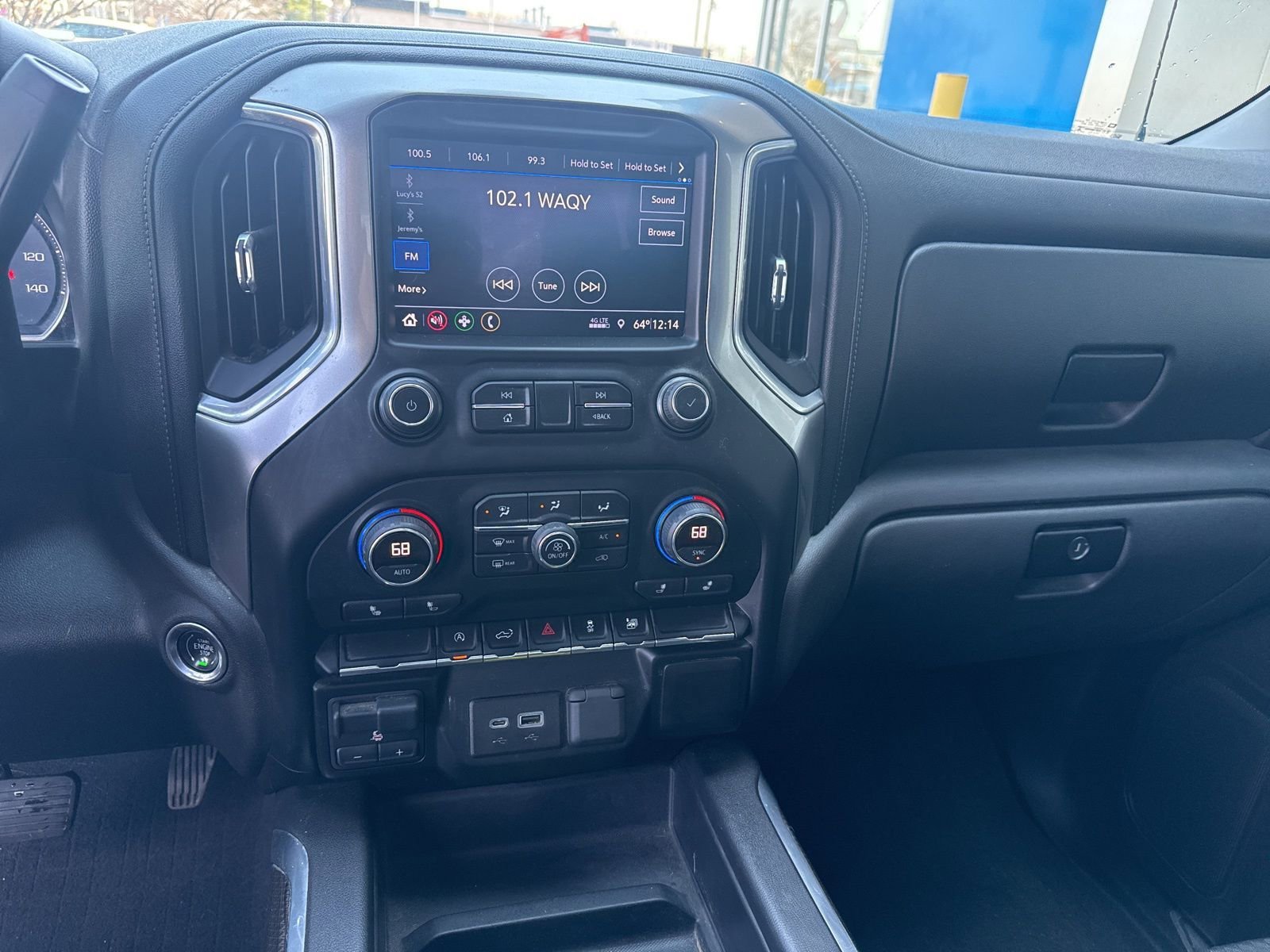 Used 2019 CAJUN RED TINTCOAT Chevrolet RST image 16