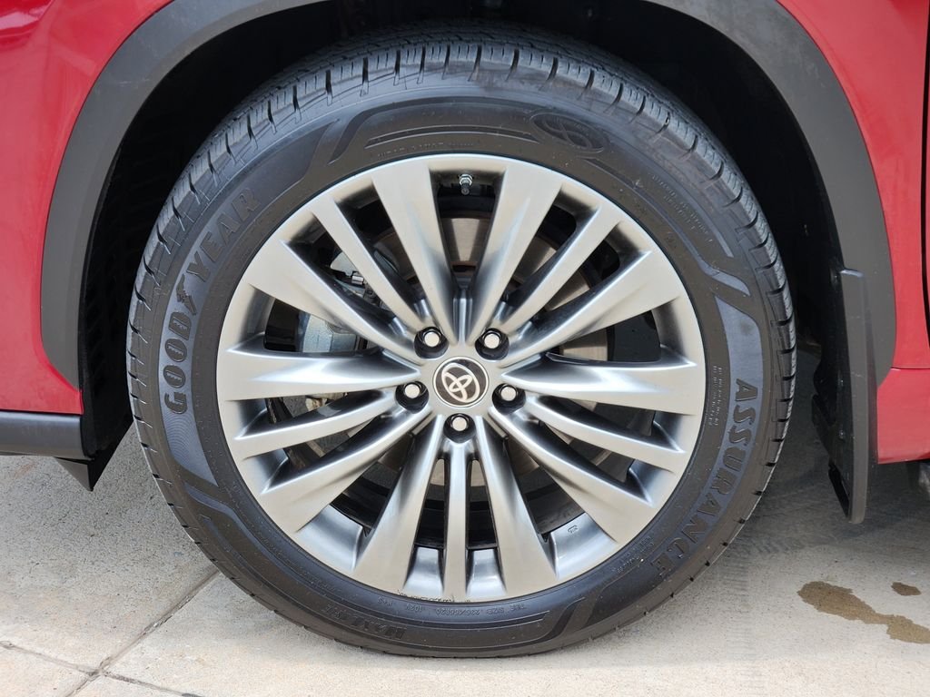 Used 2021 Red Toyota Platinum image 14