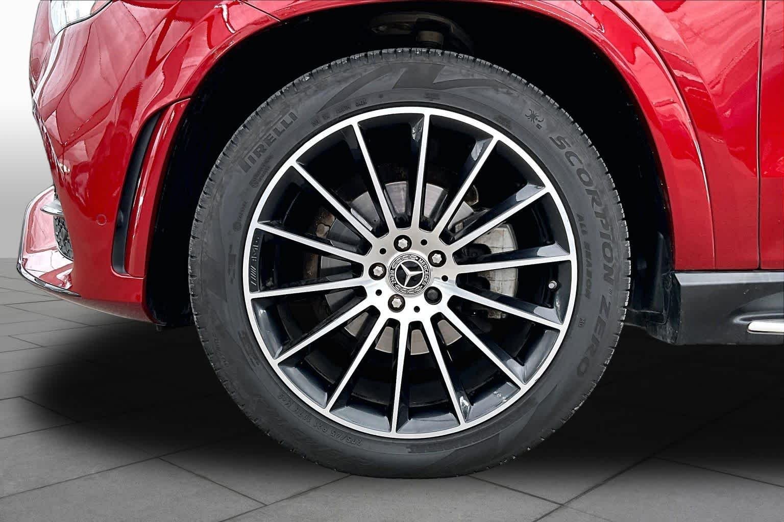 Certified Used 2023 MANUFAKTUR Cardinal Red Metallic Mercedes-Benz GLE 350 image 11