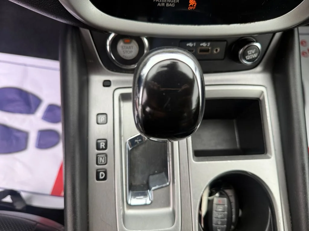 Used 2021 Gray Nissan SL image 34