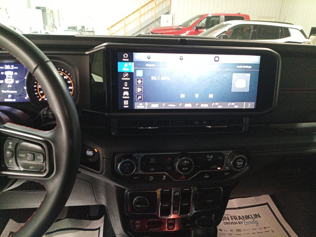 Used 2024 Gray Jeep Rubicon image 22