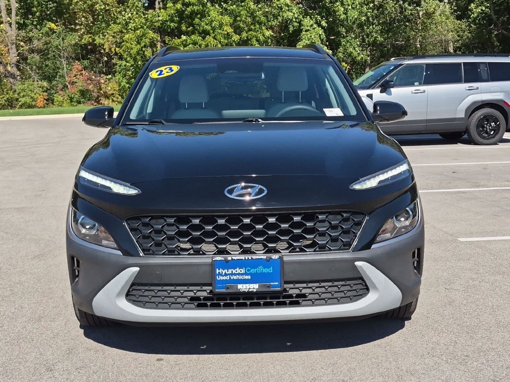 Used 2023 Black Hyundai SEL image 2
