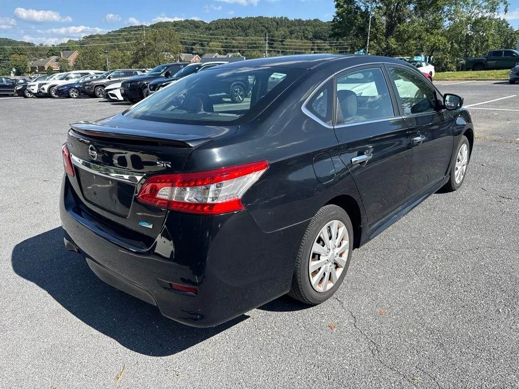 Used 2013 Black Nissan SR image 4
