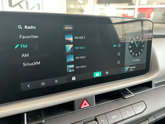 New 2027 Frost Blue / Black Roof Kia S image 14
