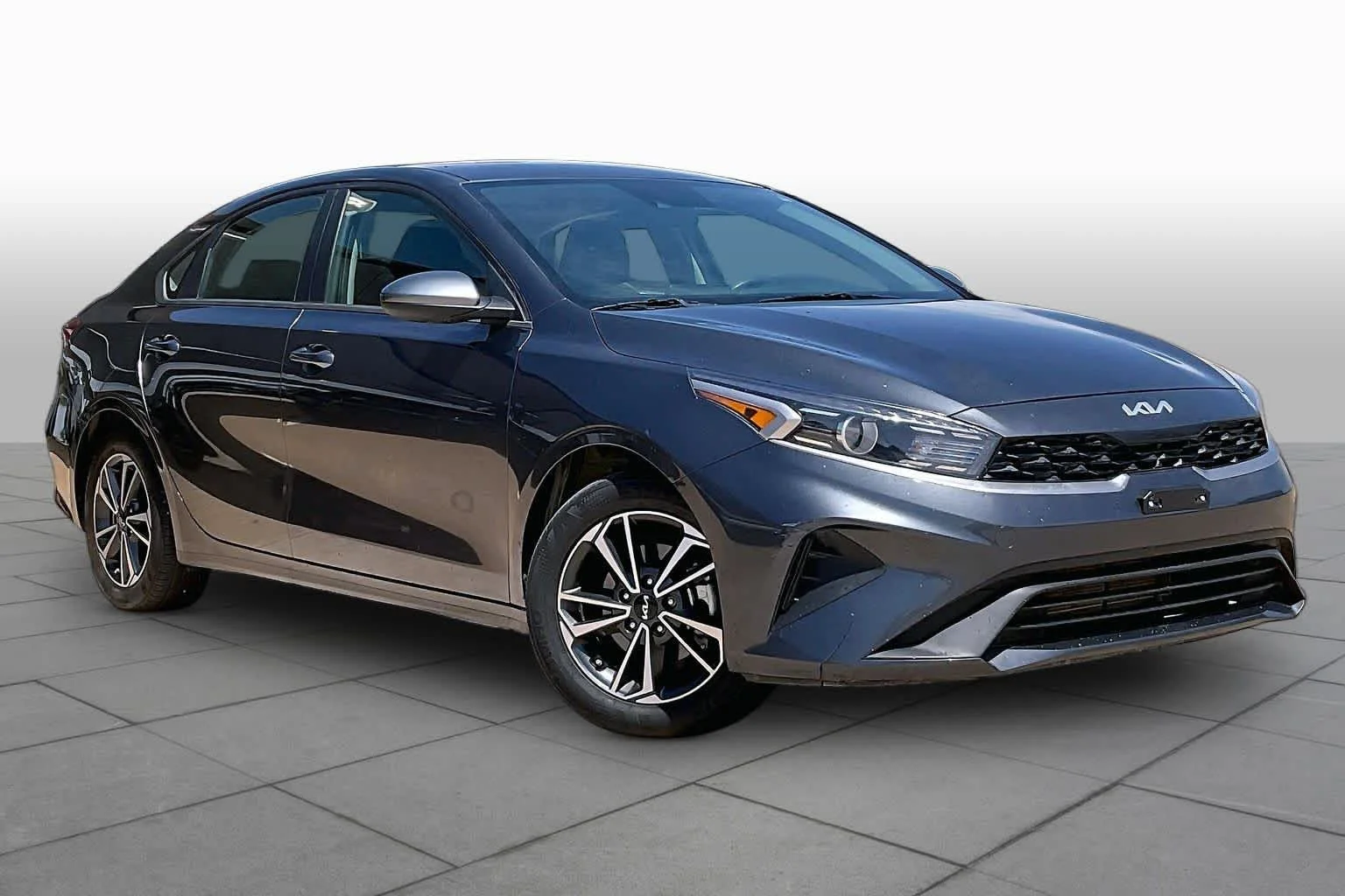 Pre-Owned 2024 Kia Forte LXS