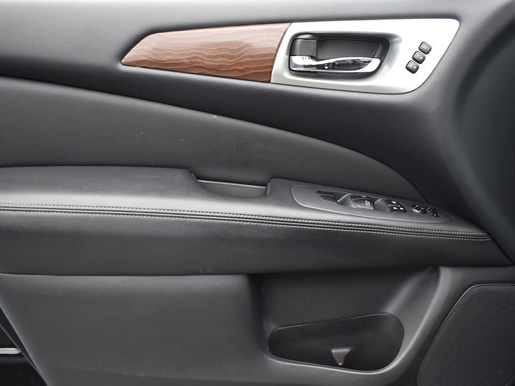 2017 NISSAN PATHFINDER - Image 8