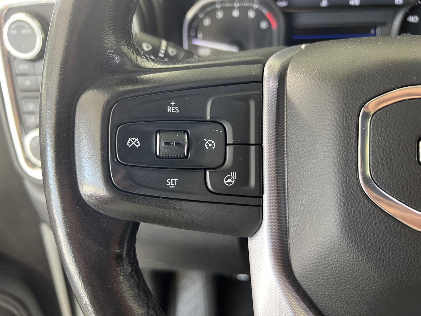 Used 2021 Summit White GMC Elevation image 10