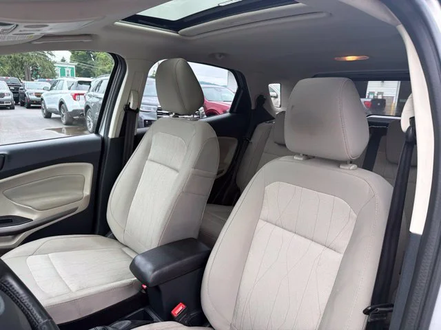 Used 2019 Silver Metallic Ford  image 23