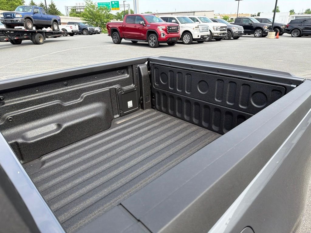 New 2026 Carbonized Gray Metallic Ford XL image 15