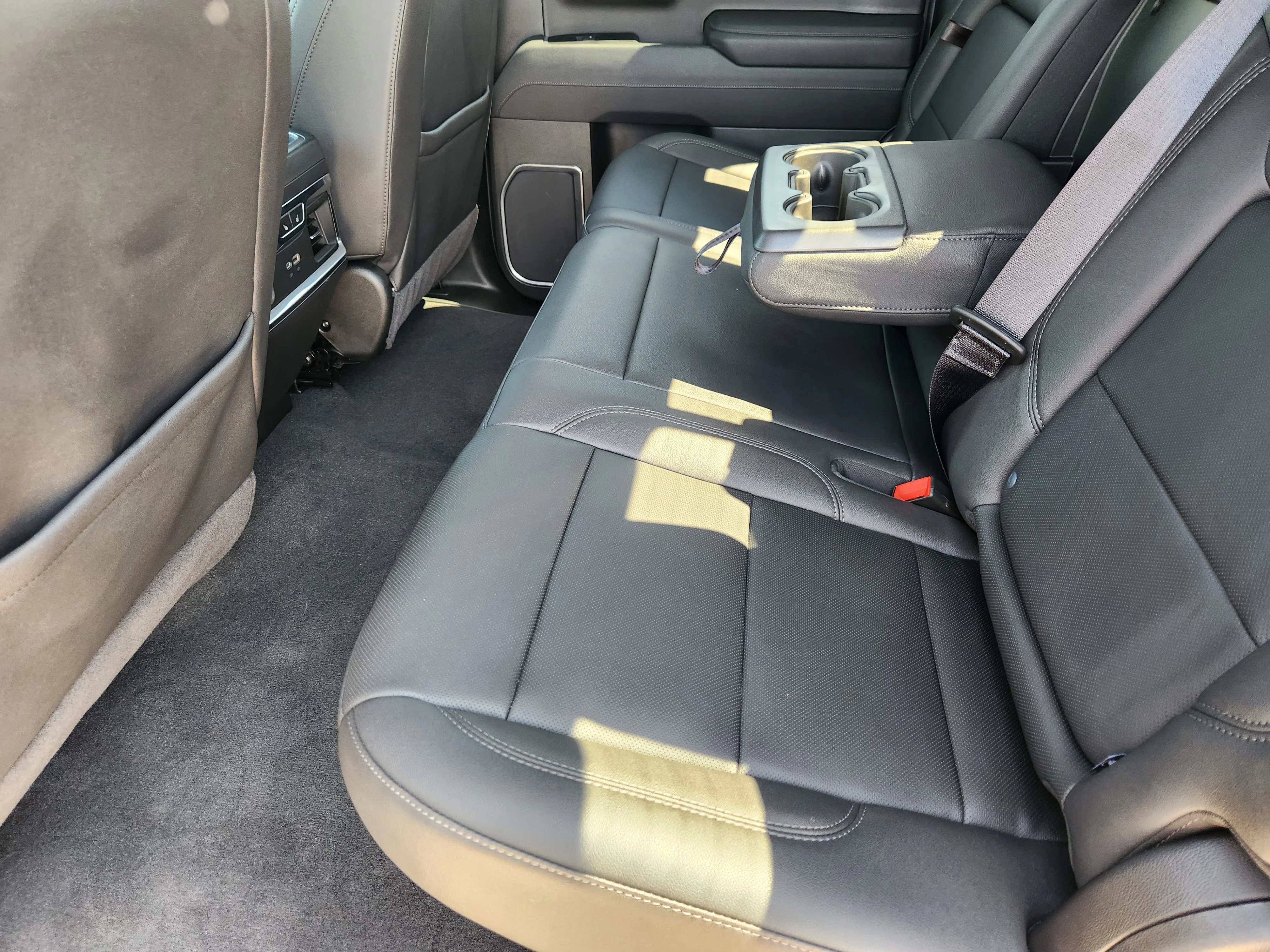 Used 2026 Sterling Metallic GMC SLT image 31