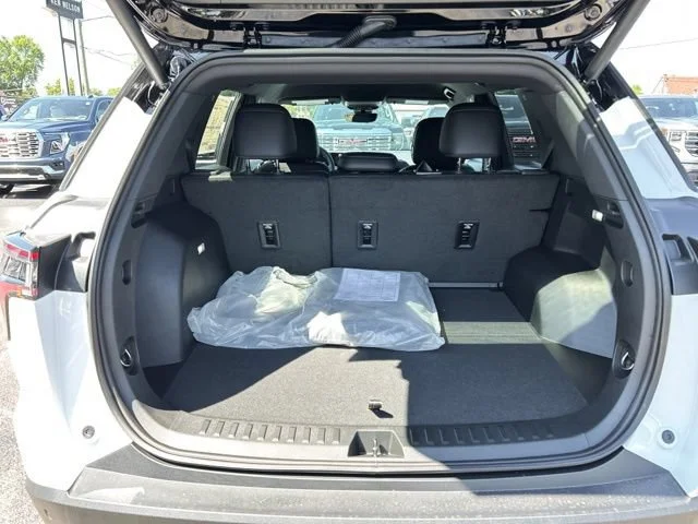 2026 Chevrolet Equinox LT - Photo 12