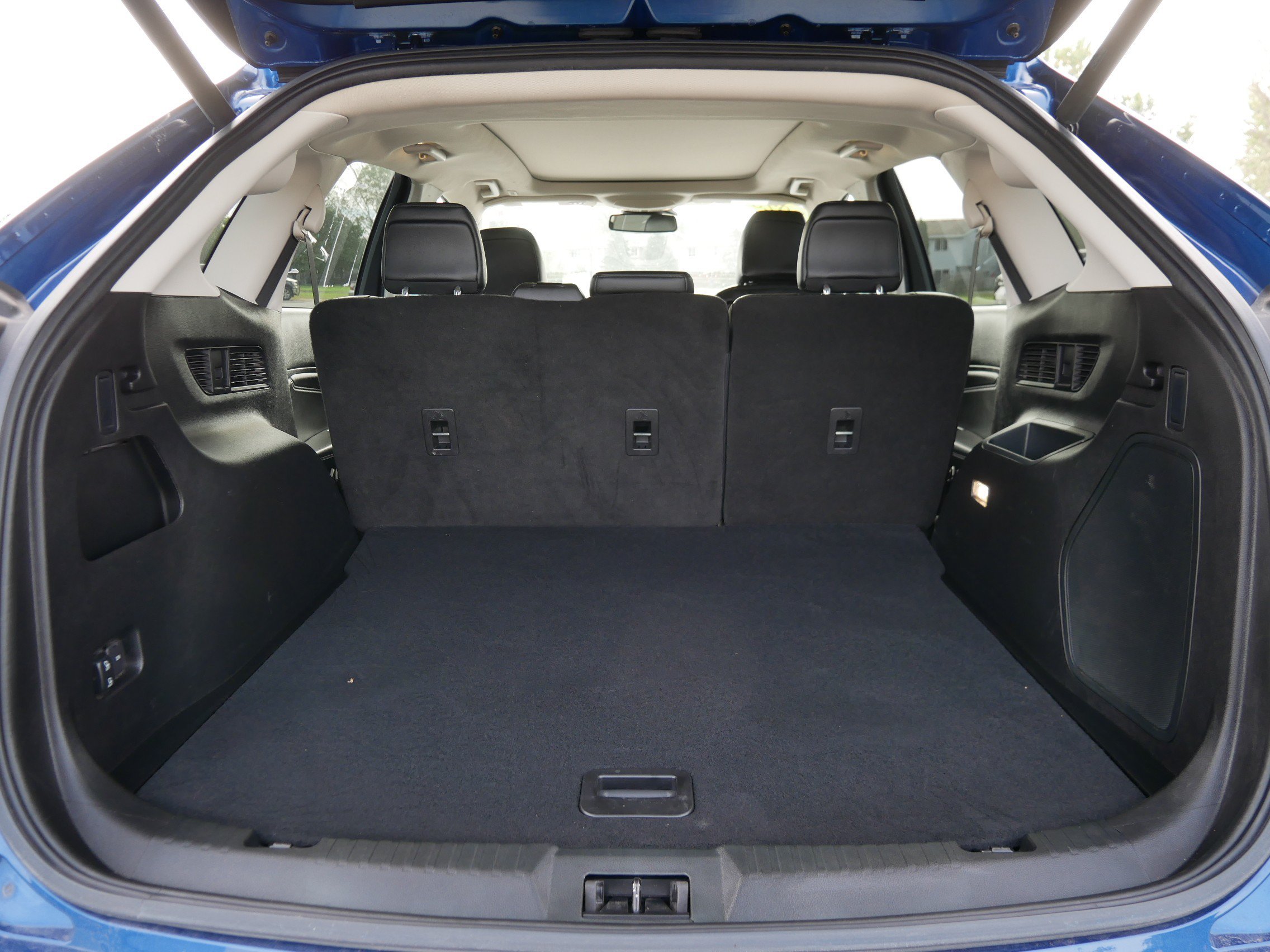 Used 2023 Blue Ford Titanium image 12