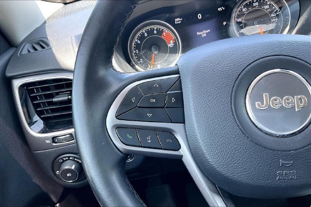 Used 2019 Black Jeep Limited image 20