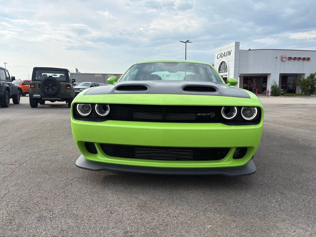 Used 2023 Green Dodge SRT Hellcat Redeye Jailbreak image 2