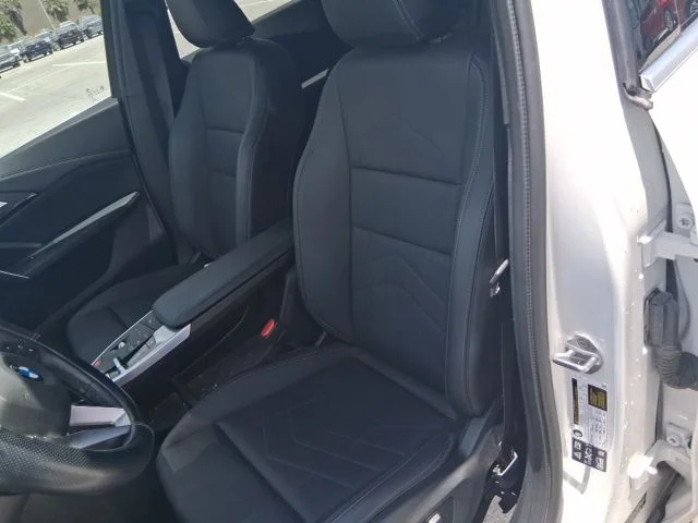 Used 2024 White BMW xDrive28i image 14