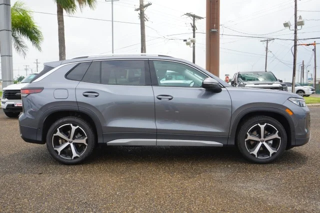 New 2026 Platinum Gray Metallic Volkswagen SE image 4
