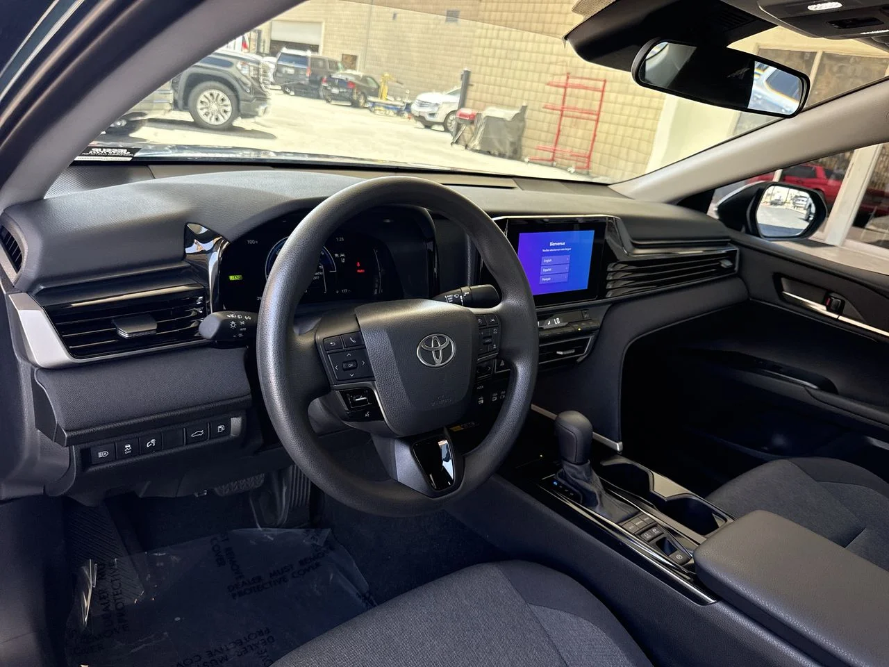 Used 2025 Ocean Gem Toyota LE image 10