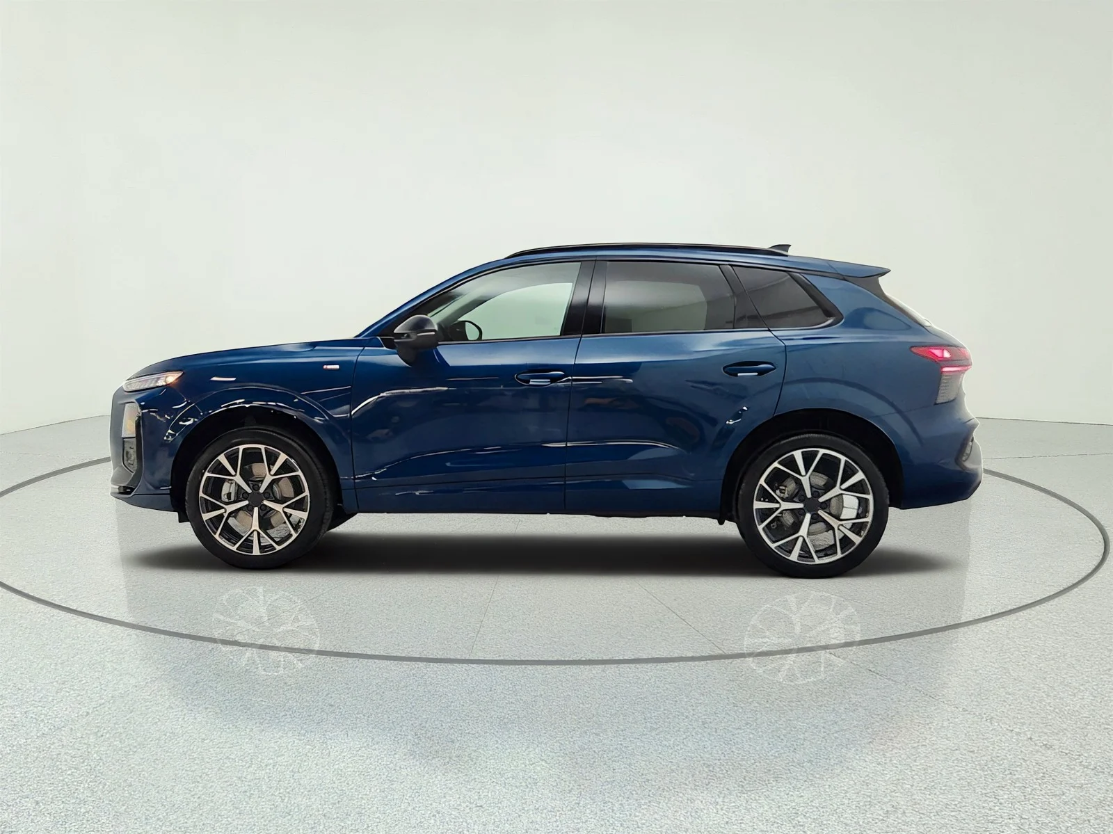 New 2026 Malpelo Blue Metallic Audi S line quattro image 8