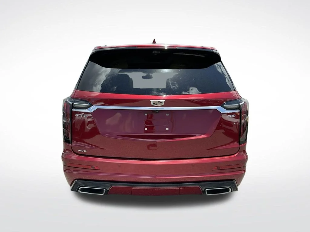 Used 2020 Red Cadillac Sport image 9