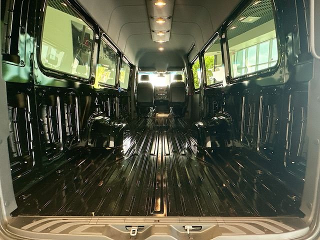New 2026 Obsidian Black Metallic Mercedes-Benz Cargo 170 WB image 23