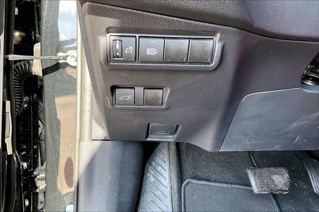 Certified Used 2025 JET BLACK Toyota  image 32