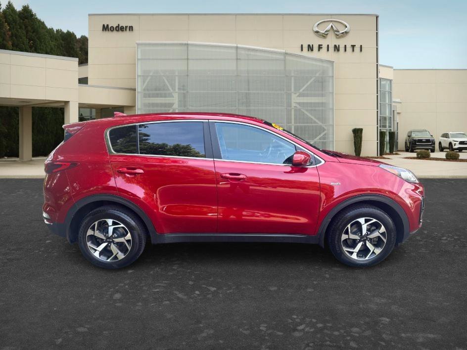 Used 2022 Hyper Red Kia LX image 4
