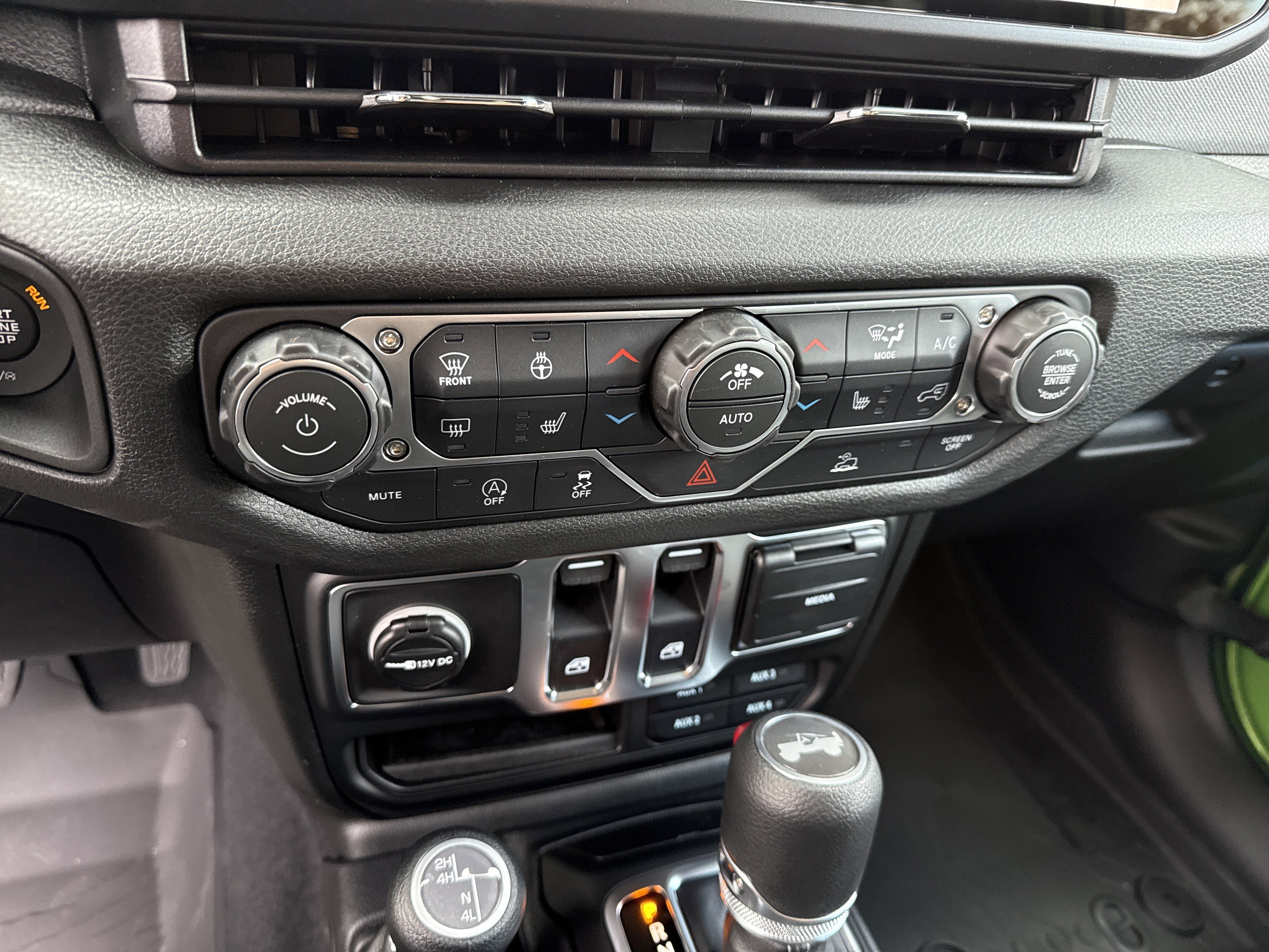 New 2026 Mojito Clearcoat Jeep Sport S image 26