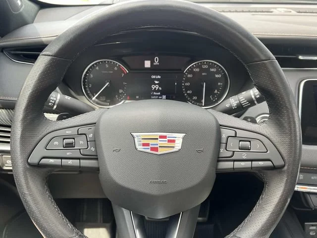 Used 2019 CRYSTAL WHITE TRICOAT Cadillac AWD Sport image 19