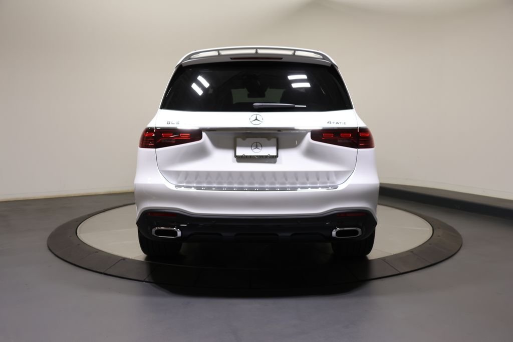 New 2026 MANUFAKTUR Moonlight White Metallic Mercedes-Benz GLS 450 image 6