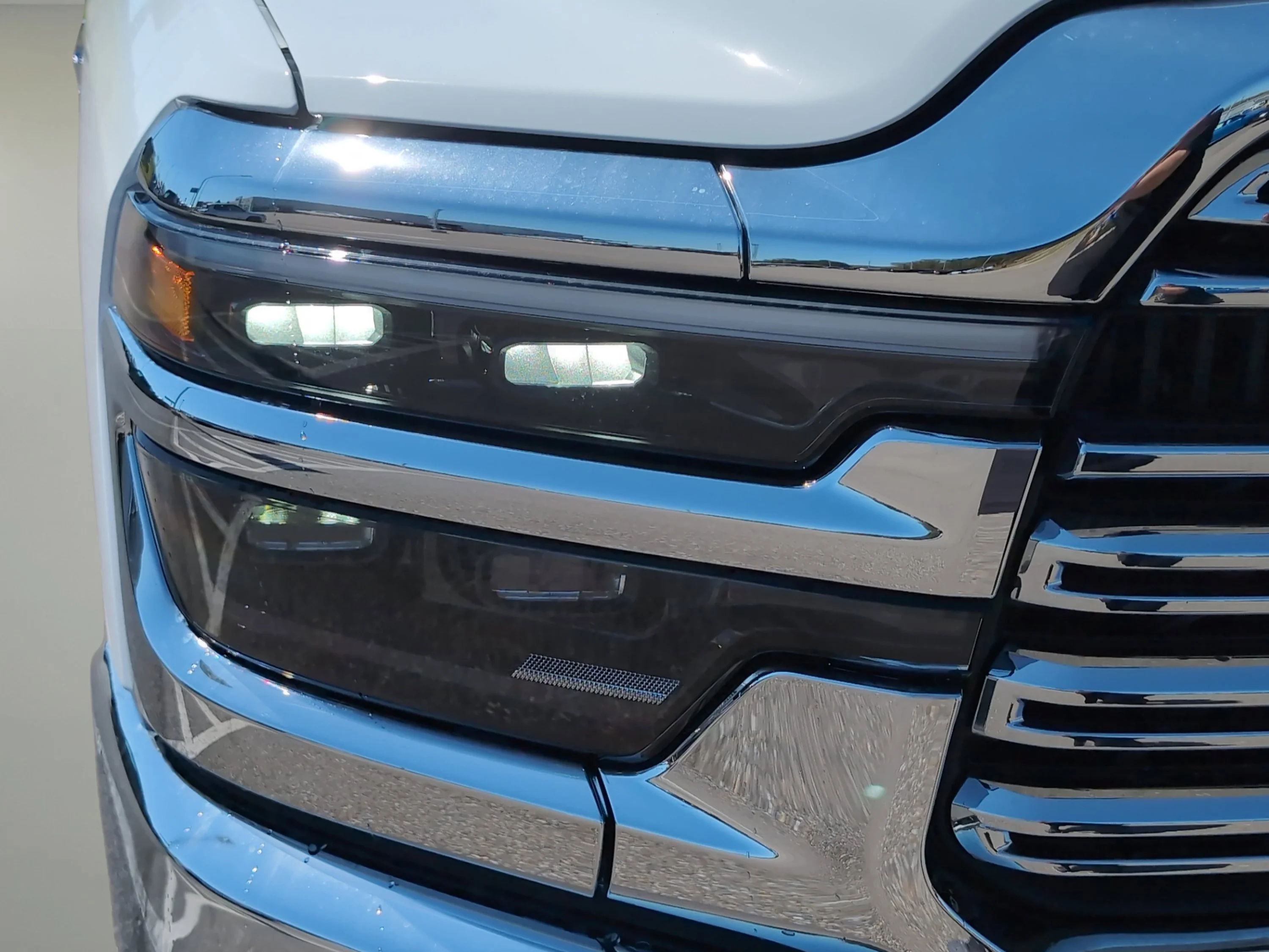 2025 RAM 2500 Laramie - Photo 5