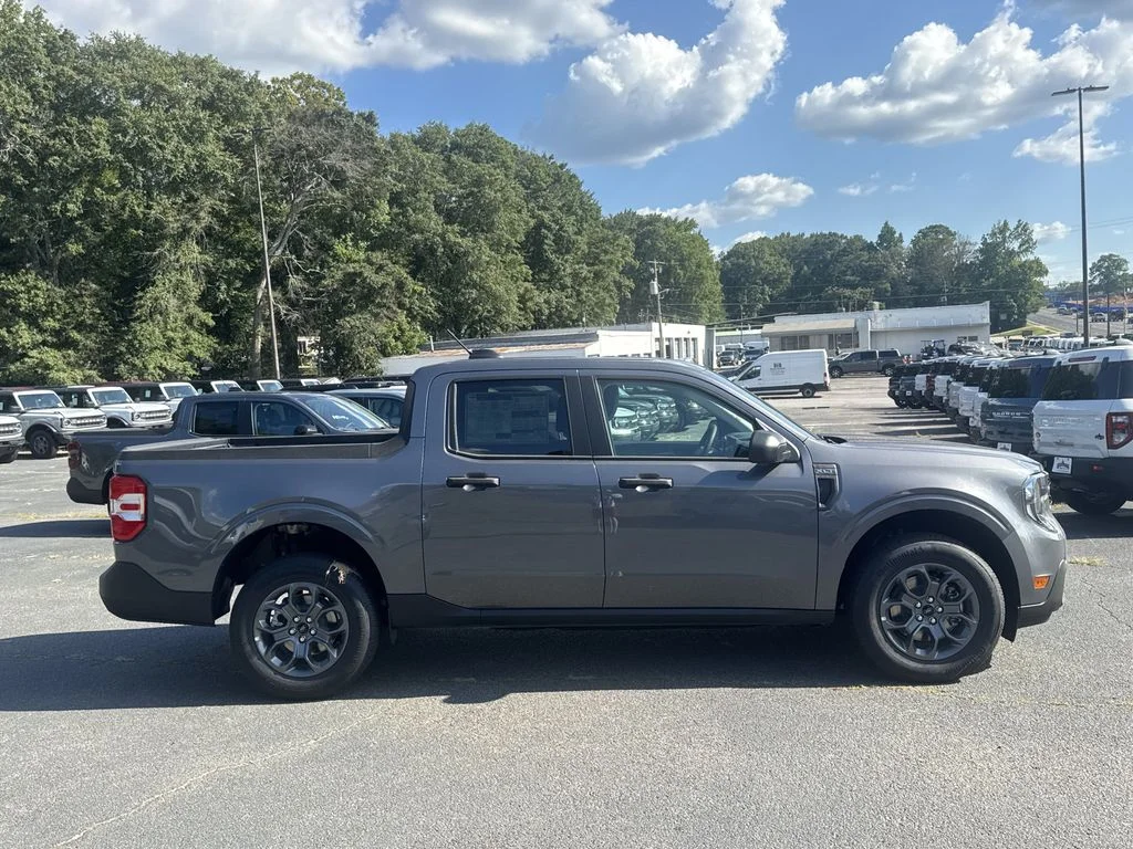 New 2026 Gray Ford XLT image 8
