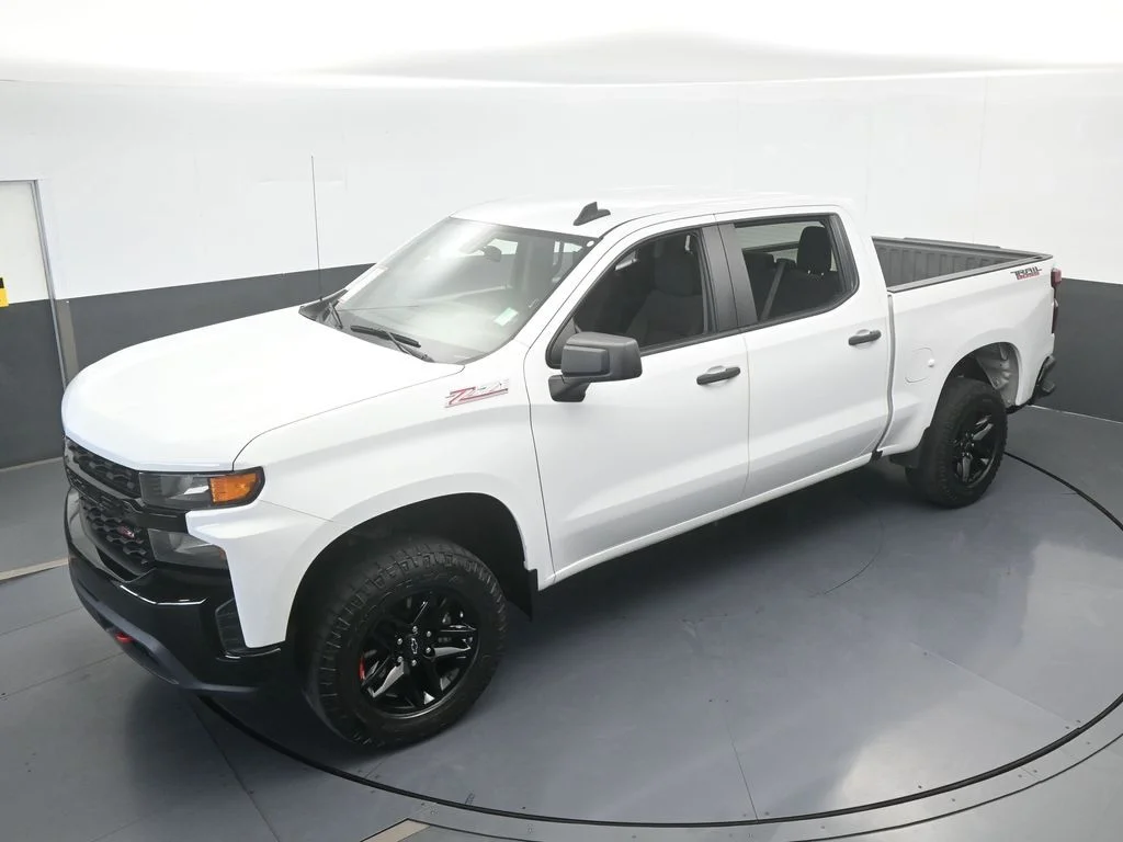 Used 2021 Summit White Chevrolet Custom Trail Boss image 50