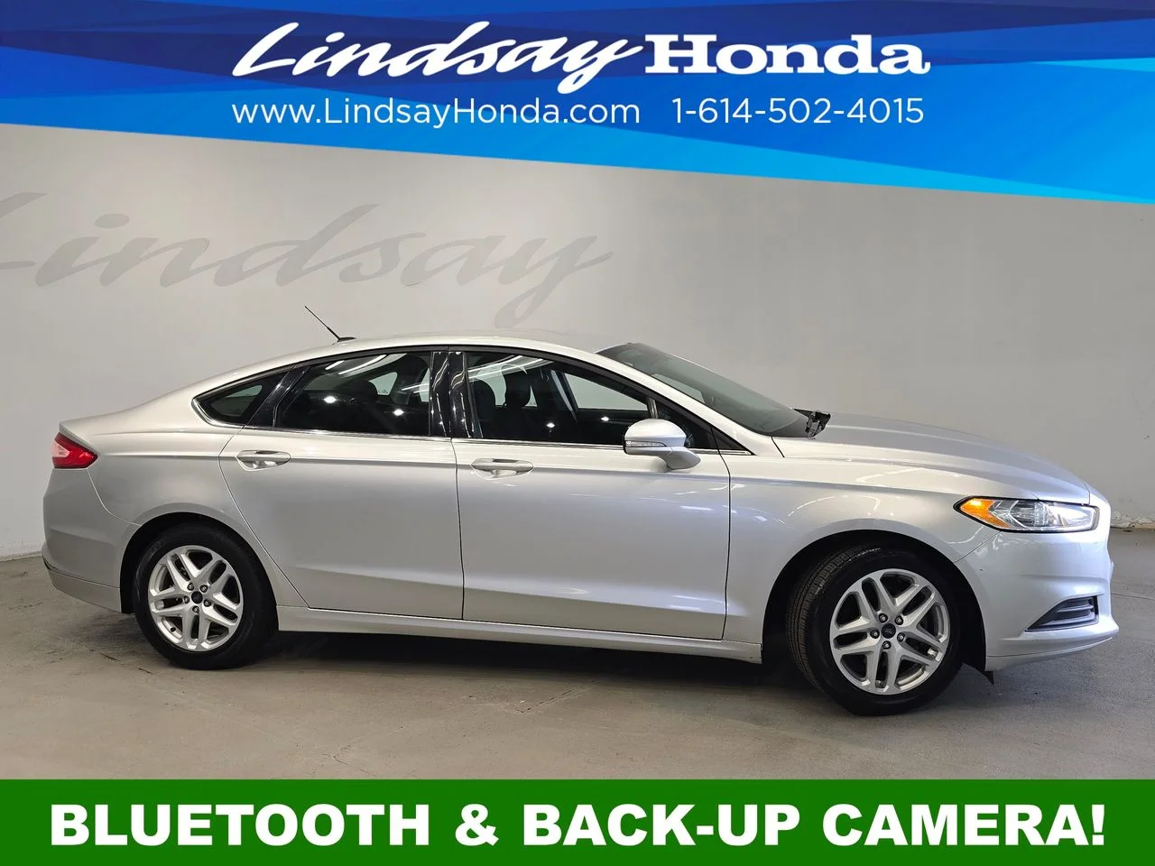 Used 2015 Ingot Silver Ford SE image 3